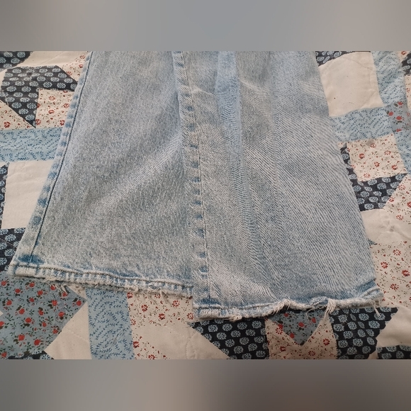 🍒 Abercrombie & Fitch Light Blue 90's Baggy Low Rise Button Fly Frayed Jeans - Picture 7 of 10